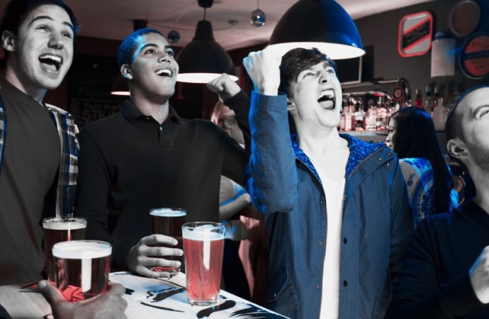 Top 7 Sports Bars in America for the Ultimate Game Day Experience