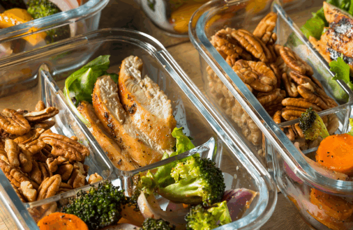 6 Meal Prep Services That Make Healthy Eating Simple and Satisfying