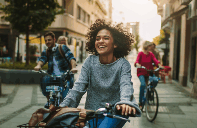 Leaders in Motion: The 5 Brands Shaping Modern Cycling