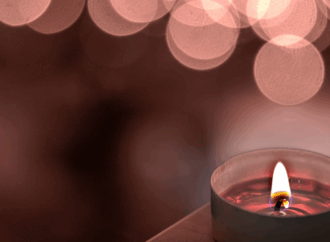 5 Candle Makers creating Artisan Aromas to Elevate Ambiance