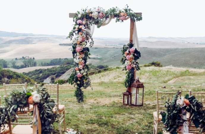 Food, Fire, Flowers: 5 Micro-Wedding Vendors Who Do It All (Without the Stress)