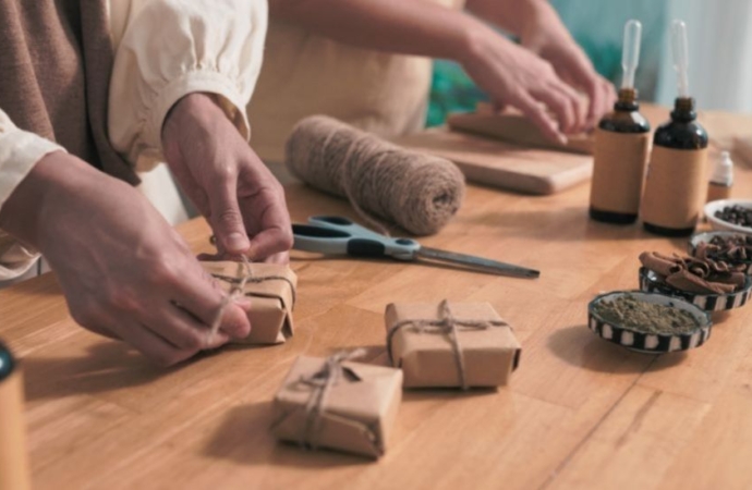 Top 6 Canadian Artisans Redefining Handmade Gifts this Summer